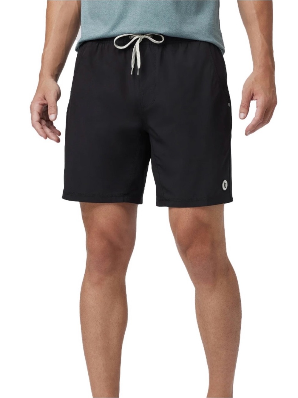 Vuori above the knee athletic shorts